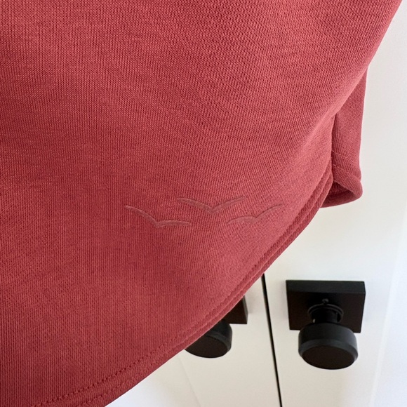 Two oversized shackets - Picture 3 of 10